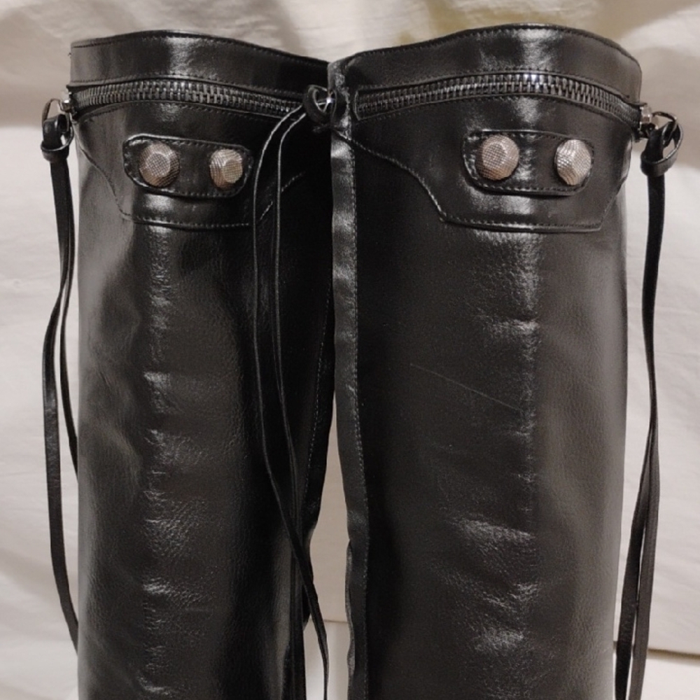 SALE! NWOT Black Knee-High Faux Leather Studded Boots Sz.41 (#23) - Picture 7 of 14